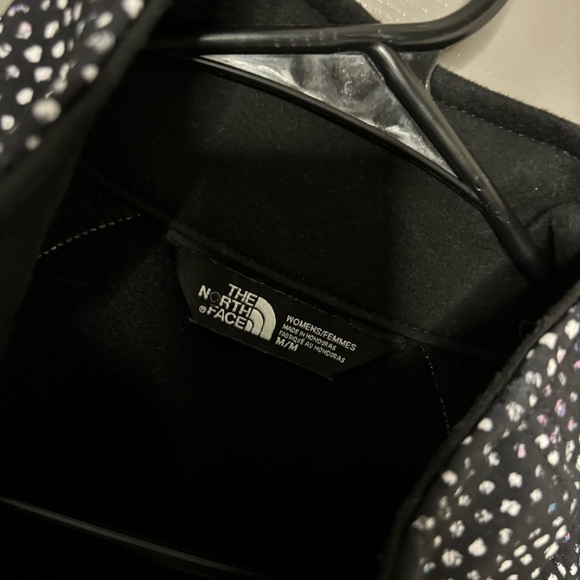 The North Face Soft Shell Jacket Fleece Lined M Black White Pink Blue Abstract - Picture 11 of 16